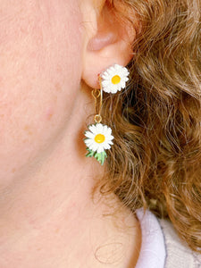 Dainty Daisy Hoop Earrings